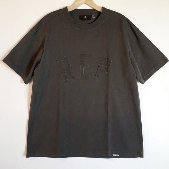 Represent Clo T Shirt Mens L Gray Applique Rep Distressed Authentic $130 - Picture 1 of 7